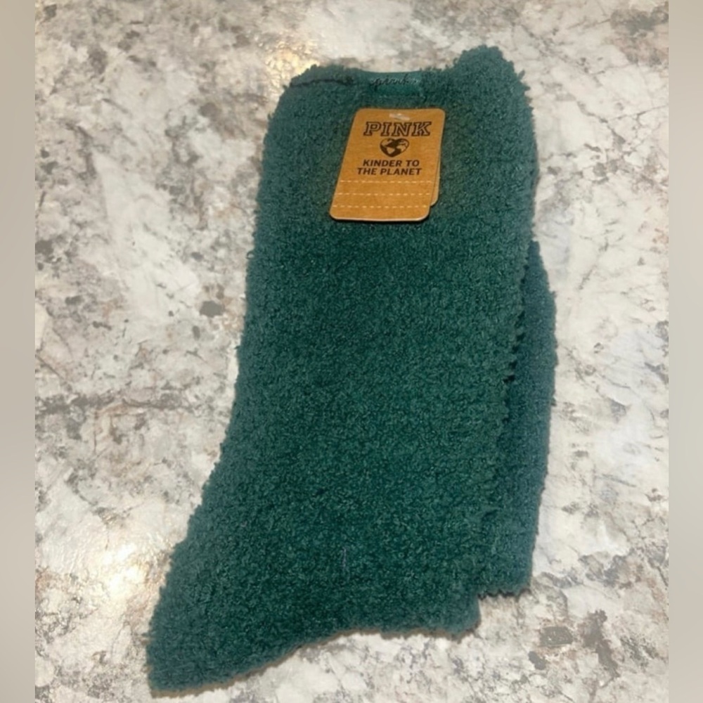 VS PINK Logo Marshmallow socks Green NWT